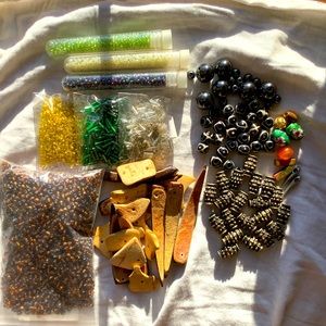 5$ ADD ON 🍒Beads and pearl bundle, earth theme🍒